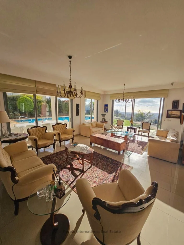 420m² House for Sale in Konia, Paphos District