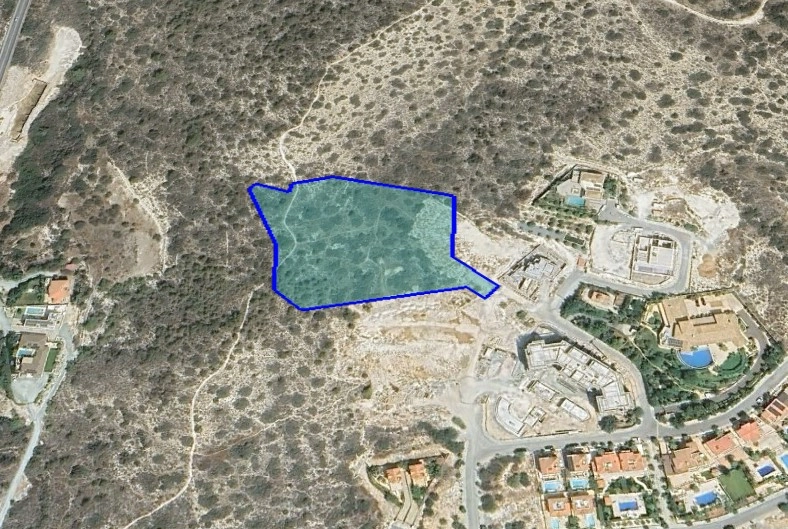 10,703m² Plot for Sale in Parekklisia, Limassol District