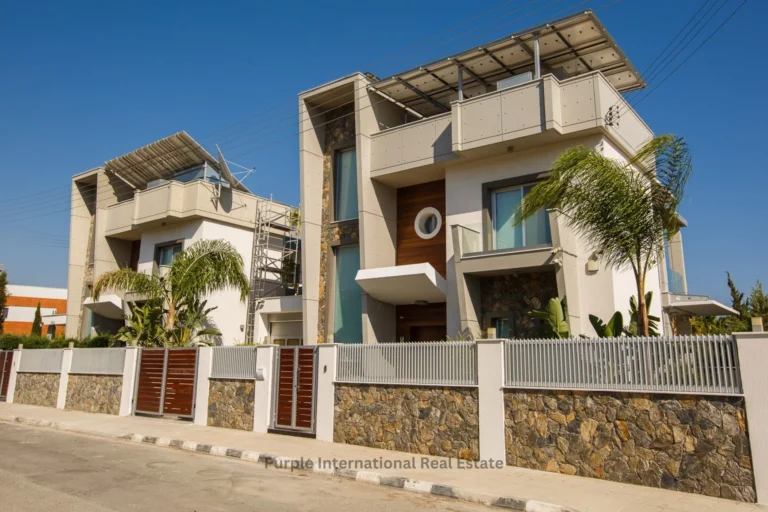 4 Bedroom House for Sale in Agios Tychonas, Limassol District