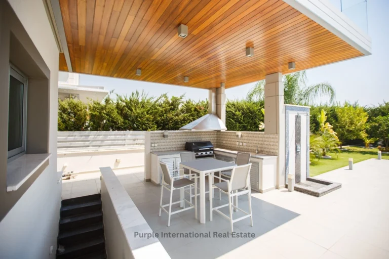 4 Bedroom House for Sale in Agios Tychonas, Limassol District