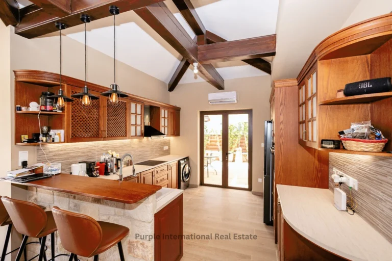5 Bedroom House for Sale in Souni, Limassol District