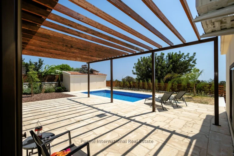 5 Bedroom House for Sale in Souni, Limassol District