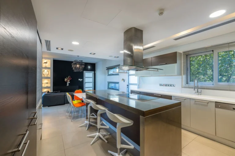 559m² House for Sale in Limassol District