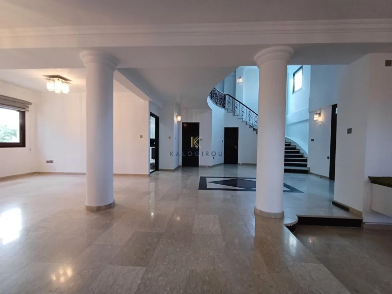 5 Bedroom House for Sale in Oroklini, Larnaca District