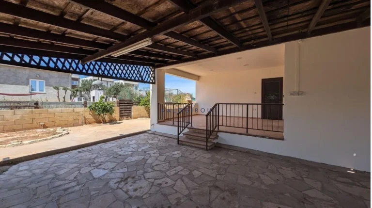 3 Bedroom House for Sale in Avgorou, Famagusta District