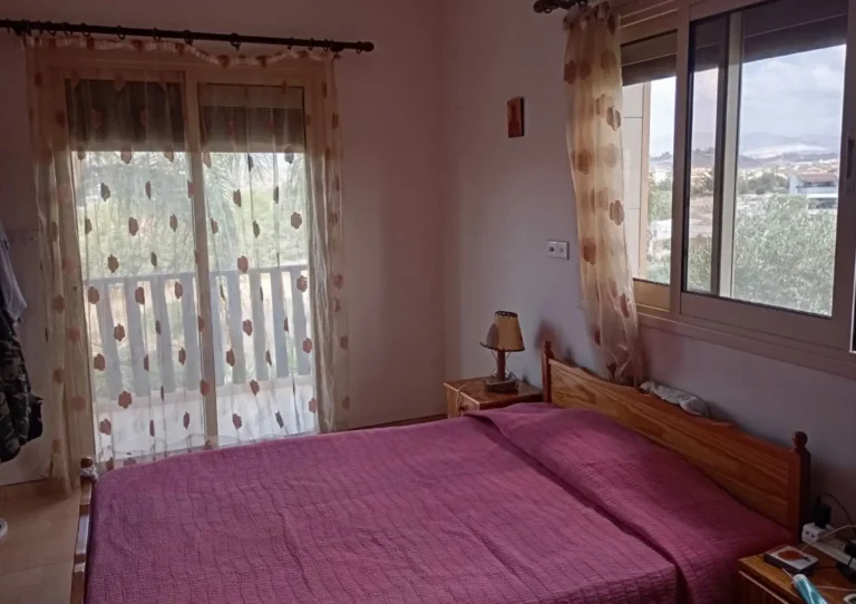 4 Bedroom House for Sale in Pentakomo, Limassol District