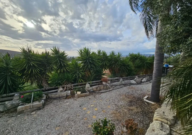 4 Bedroom House for Sale in Pentakomo, Limassol District