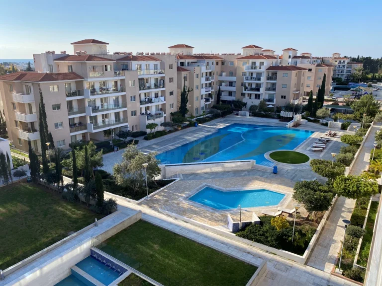 3 Bedroom Apartment for Sale in Paphos – Universal