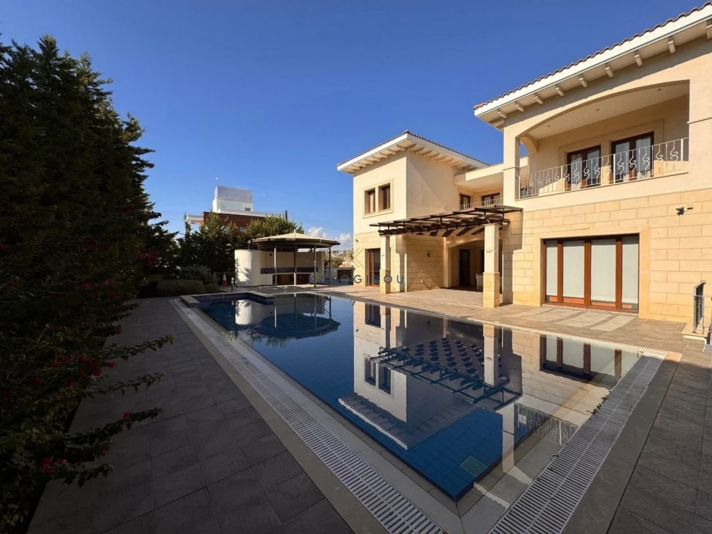 5 Bedroom House for Sale in Limassol District