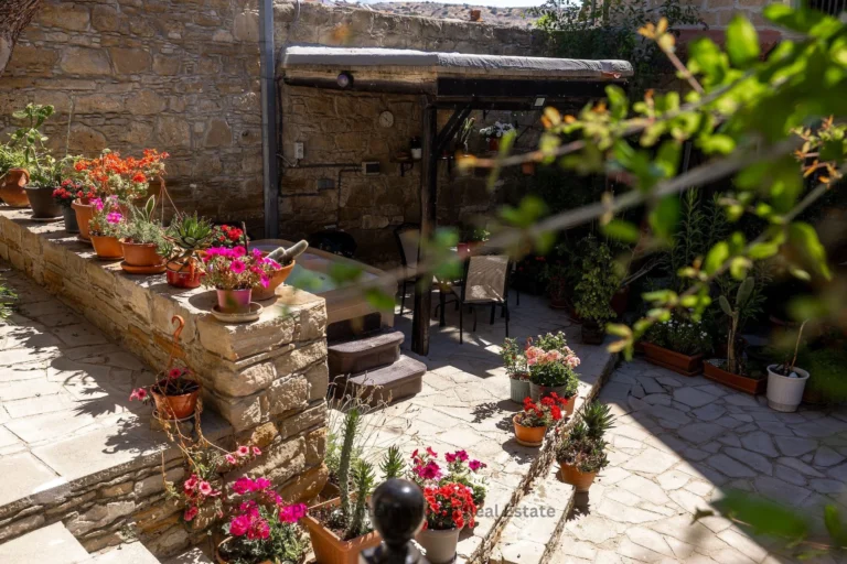 3 Bedroom House for Sale in Tochni, Larnaca District