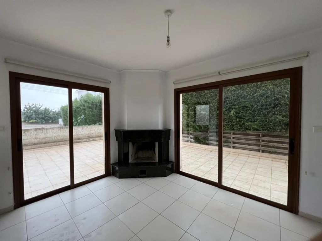 4 Bedroom House for Sale in Agia Varvara, Paphos District