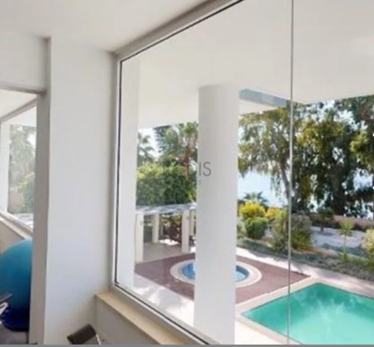 4 Bedroom Apartment for Rent in Agios Tychonas, Limassol District