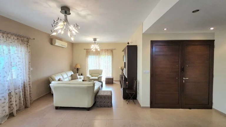 4 Bedroom House for Sale in Ypsonas, Limassol District