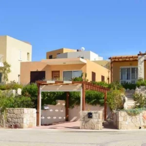 3 Bedroom Apartment for Sale in Chlorakas, Paphos District