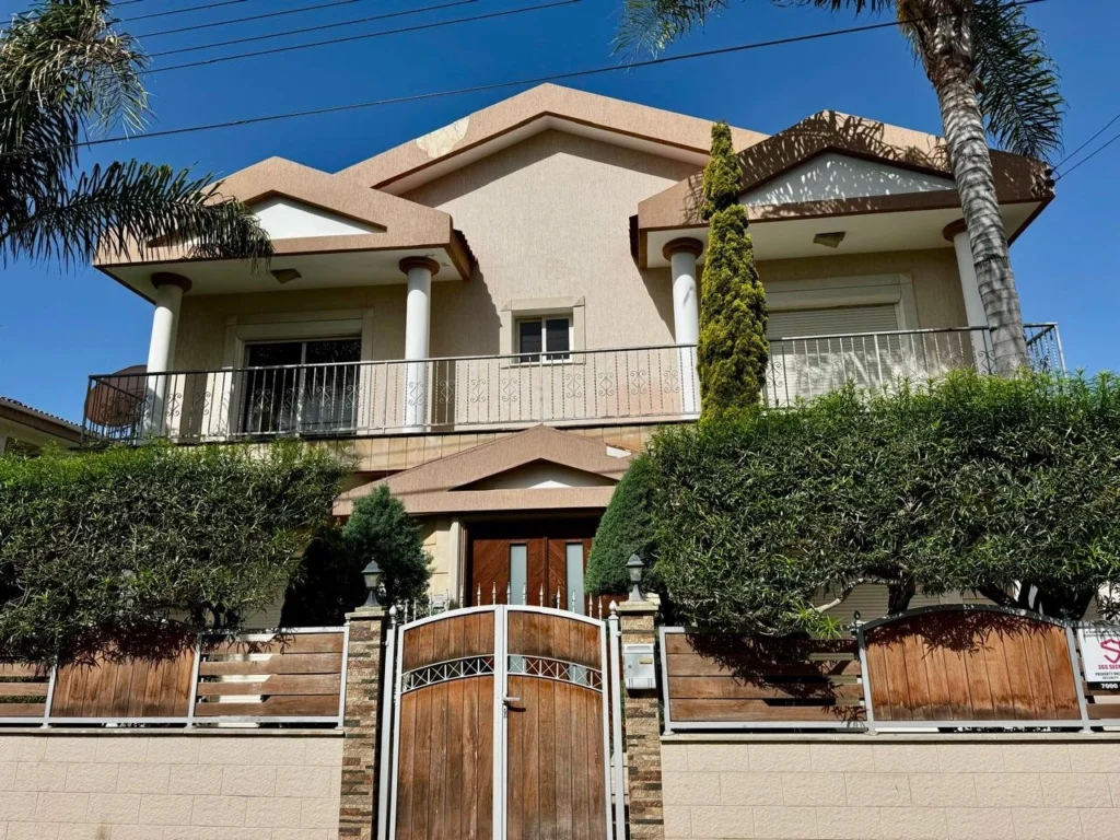 4 Bedroom House for Sale in Germasogeia – Tourist Area, Limassol District