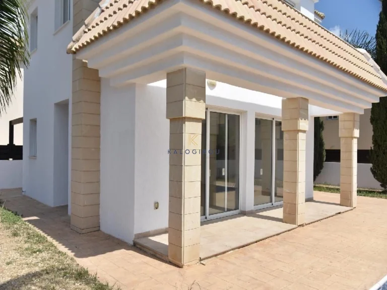 3 Bedroom House for Sale in Kapparis, Famagusta District