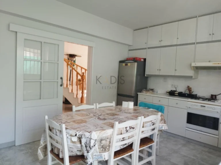 4 Bedroom House for Sale in Agios Dometios, Nicosia District
