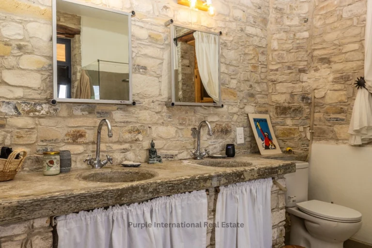 3 Bedroom House for Sale in Pano Lefkara, Larnaca District