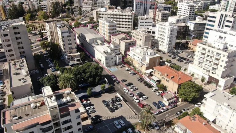 2861m² Commercial for Sale in Nicosia
