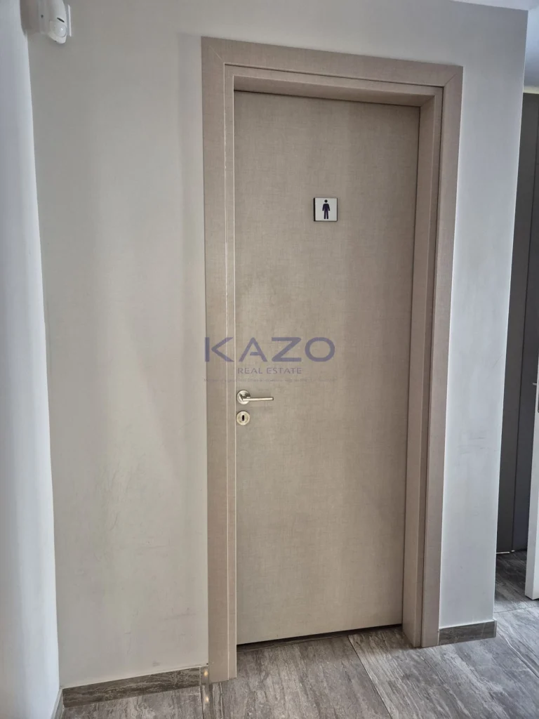 300m² Office for Rent in Limassol District