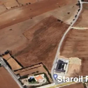 598m² Plot for Sale in Pano Deftera, Nicosia District