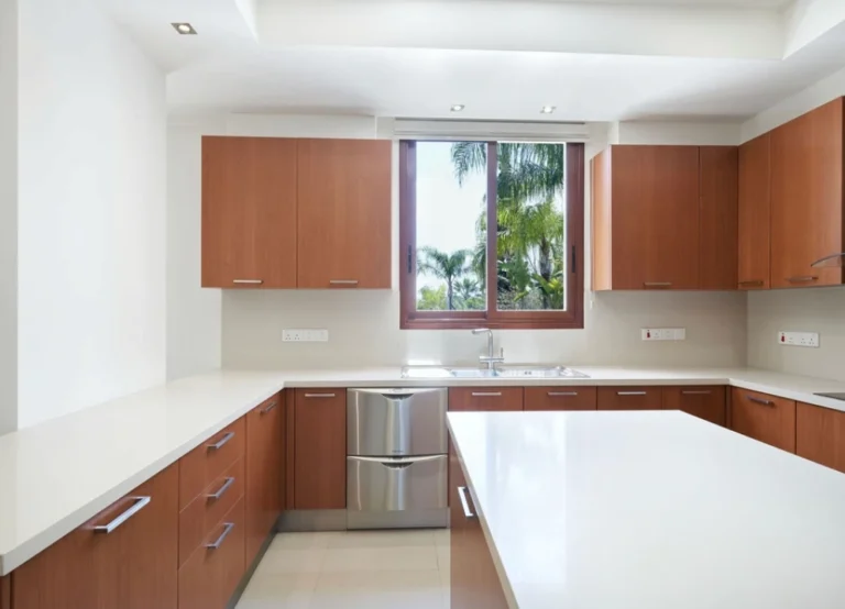5 Bedroom House for Sale in Strovolos, Nicosia District