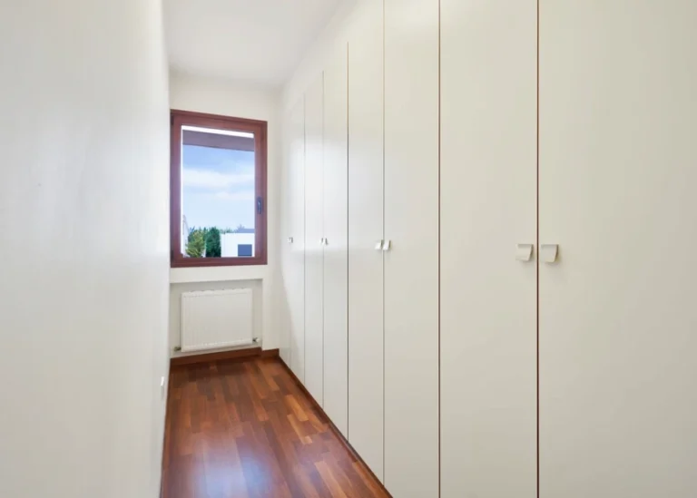 5 Bedroom House for Sale in Strovolos, Nicosia District