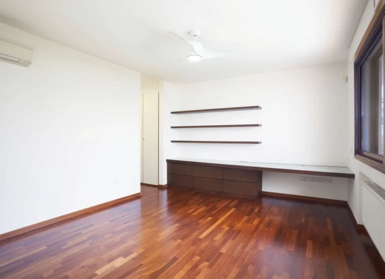 5 Bedroom House for Sale in Strovolos, Nicosia District