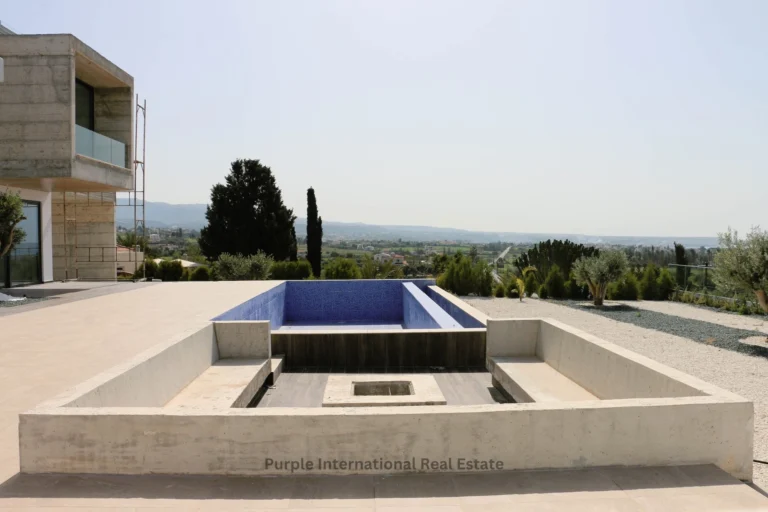 4 Bedroom House for Sale in Peyia, Paphos District