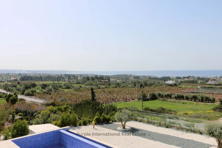 4 Bedroom House for Sale in Peyia, Paphos District