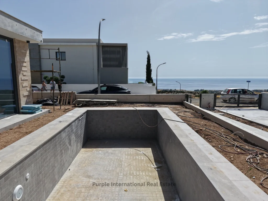 3 Bedroom House for Sale in Peyia, Paphos District