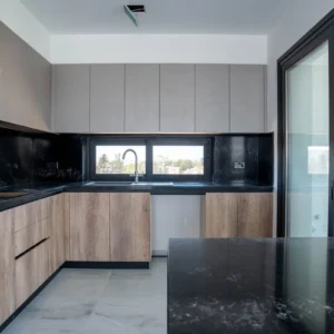 4 Bedroom Apartment for Sale in Limassol – Tsiflikoudia