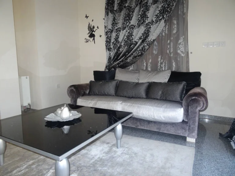 5 Bedroom House for Sale in Pyrgos Lemesou, Limassol District