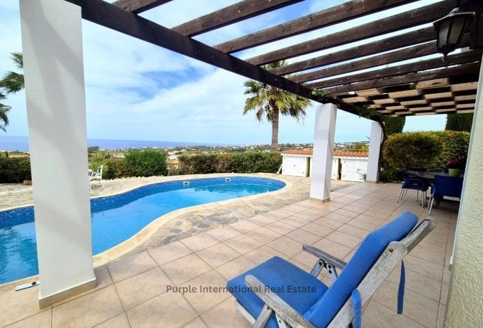 3 Bedroom House for Sale in Sea Caves, Paphos District