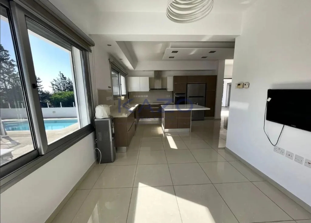 5 Bedroom House for Rent in Limassol District