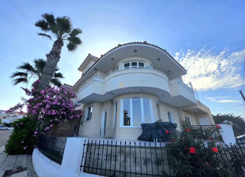3 Bedroom Apartment for Sale in Larnaca District
