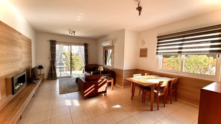 3 Bedroom House for Sale in Paphos – Universal