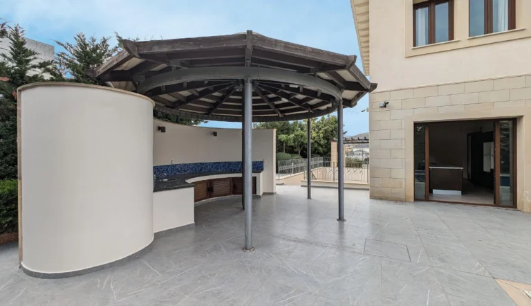 5 Bedroom House for Sale in Mouttagiaka, Limassol District