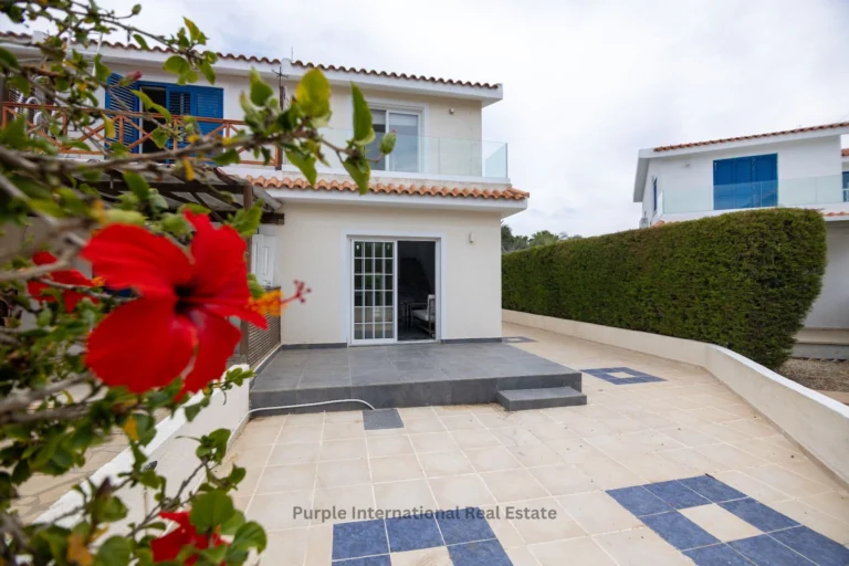 Cheap Houses and Villas for Sale Larnaca up to 300000 euro