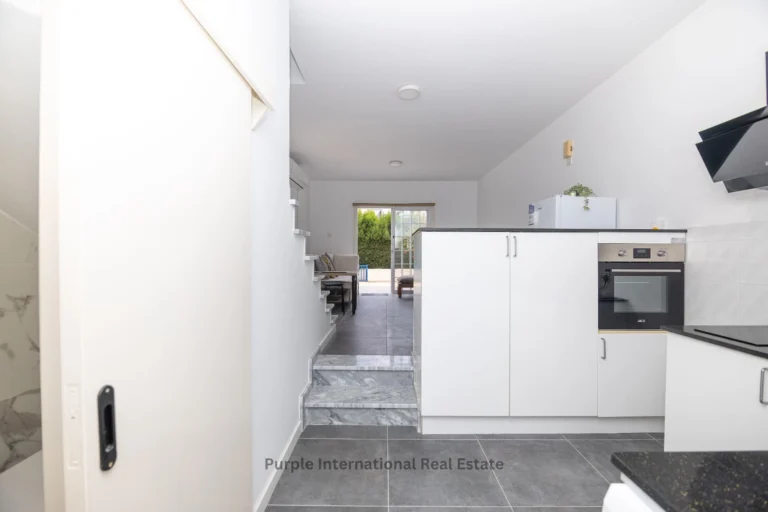 2 Bedroom House for Sale in Pervolia Larnacas