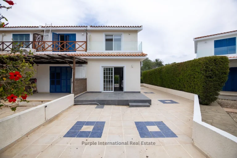2 Bedroom House for Sale in Pervolia Larnacas
