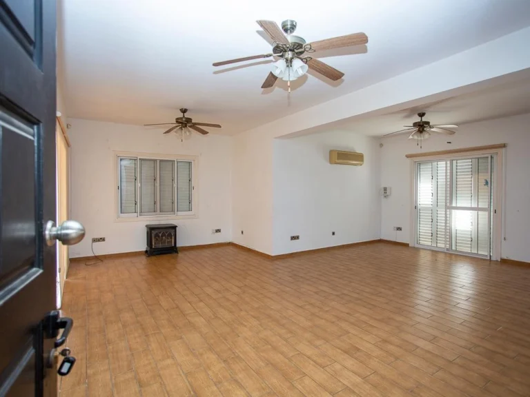 2 Bedroom House for Sale in Pegeia, Paphos District