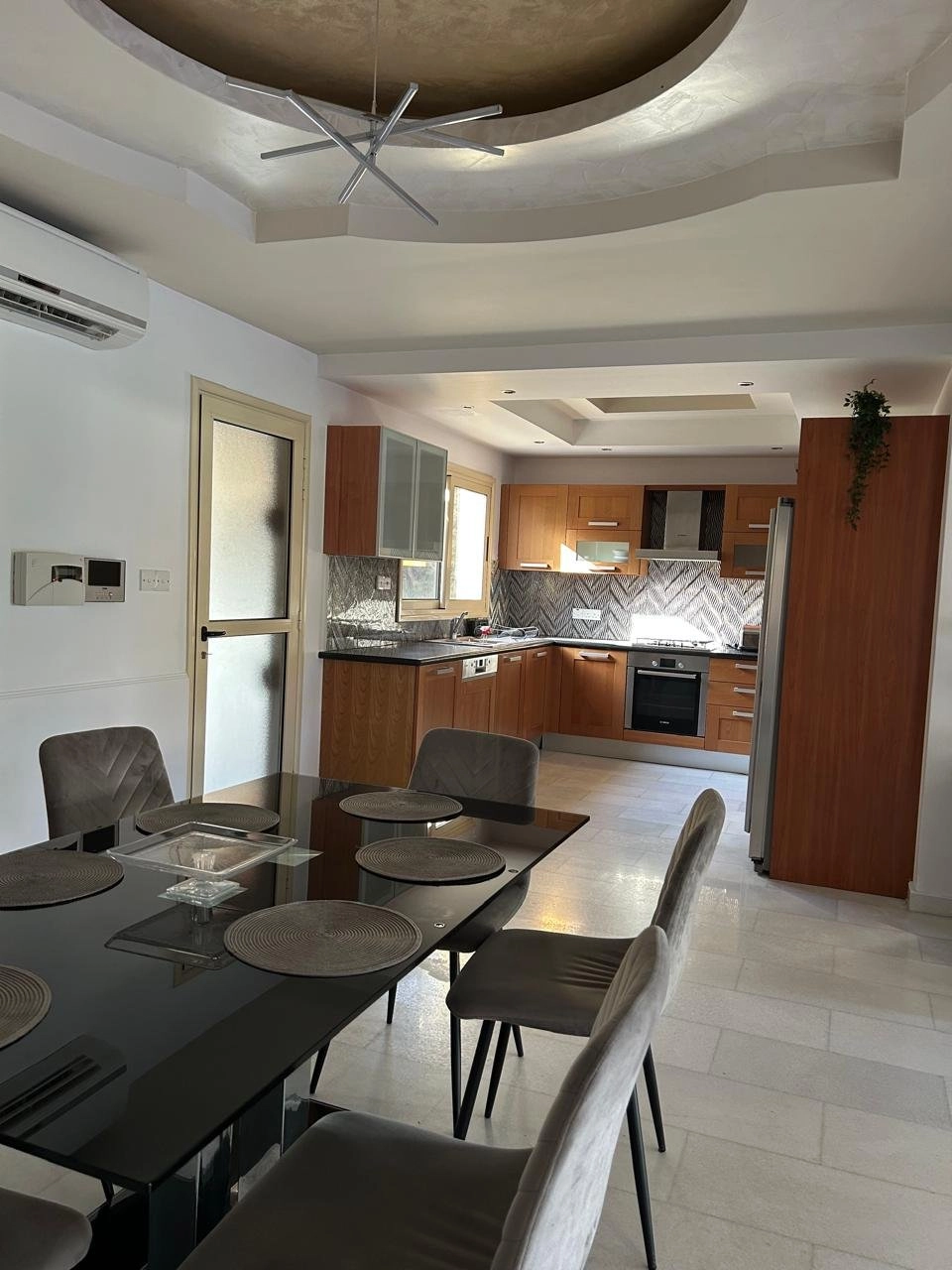 6+ Bedroom House for Rent in Potamos Germasogeias, Limassol District