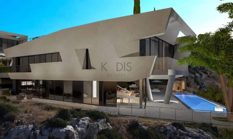 775m² House for Sale in Agios Tychonas, Limassol District