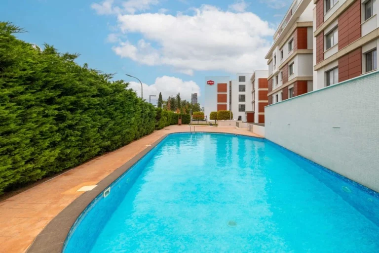 4 Bedroom Apartment for Sale in Agios Tychonas, Limassol District