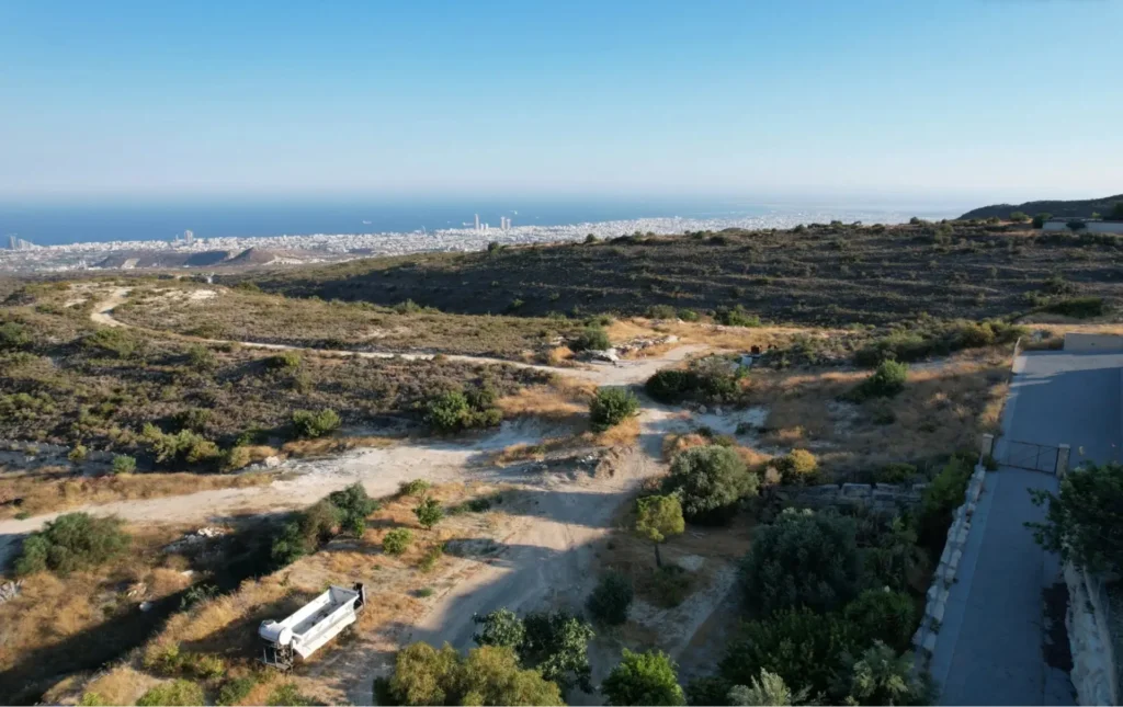 6,818m² Plot for Sale in Mathikoloni, Limassol District