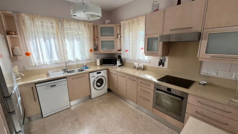 3 Bedroom House for Sale in Pegeia, Paphos District