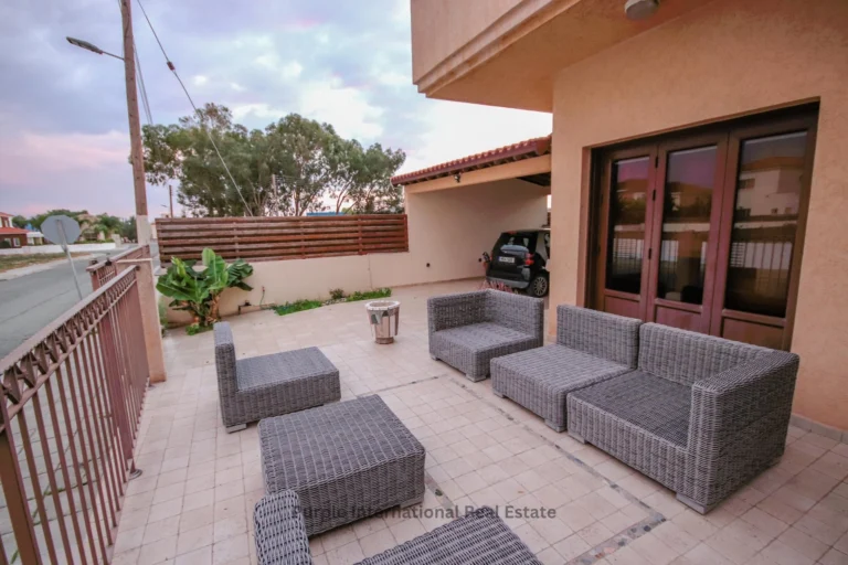 3 Bedroom House for Sale in Livadia Larnakas, Larnaca District