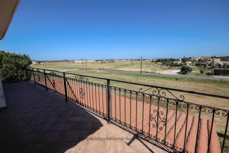 4 Bedroom House for Sale in Tersefanou, Larnaca District