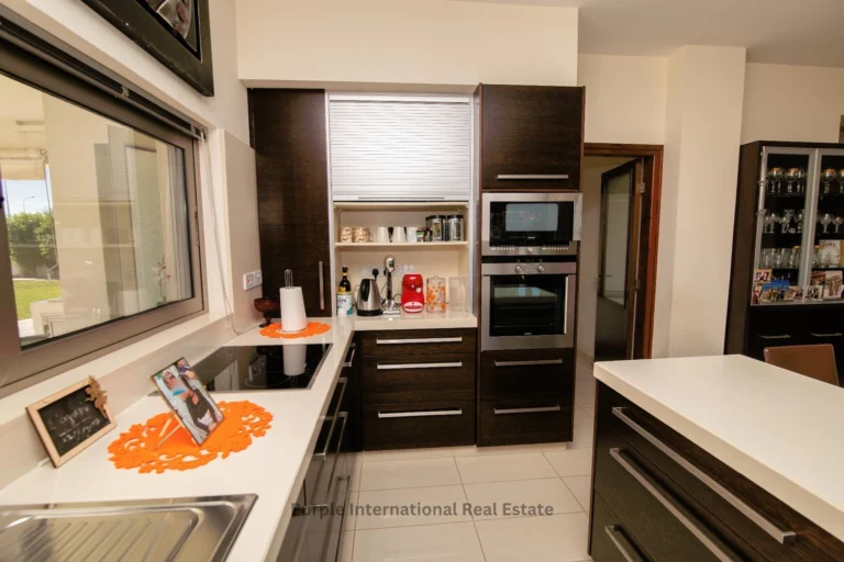5 Bedroom House for Sale in Paralimni, Famagusta District